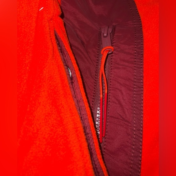 {NWOT Free People Movement Climber Fleece Oversized Pullover Blaze Combo Large} - Picture 3 of 7